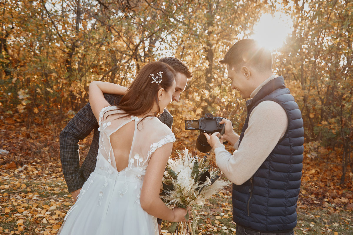 De bruidsfotograaf legt jullie trouwdag voor altijd vast